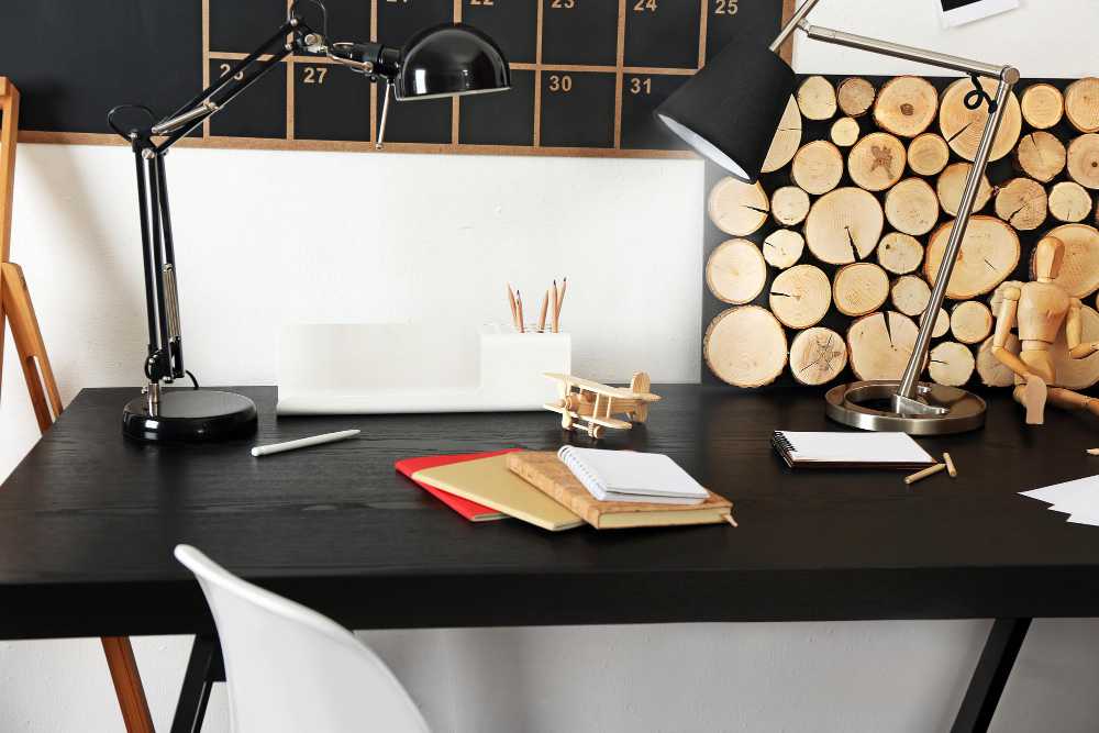 Bureau en bois