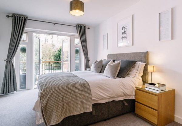 Quelle taille de lit choisir pour une chambre adulte ?